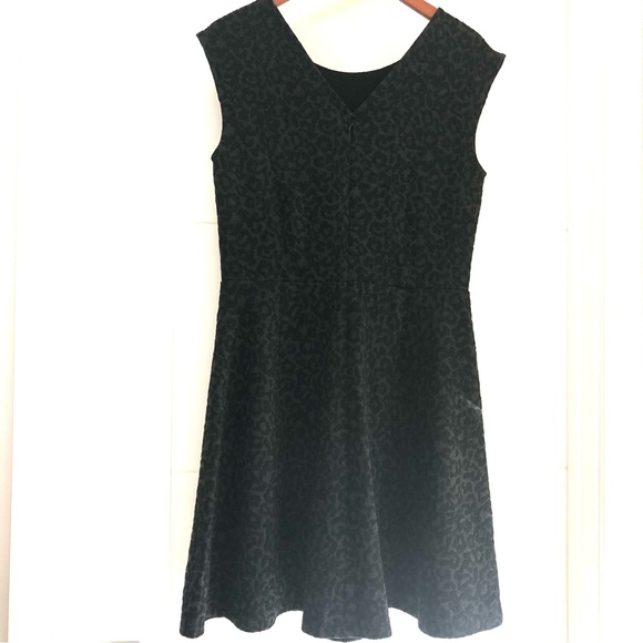 LOFT Black Animal Print Dress NWOT - Picture 8 of 11